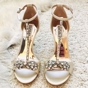 Badgley Mischka Pascale Heels - Size 6